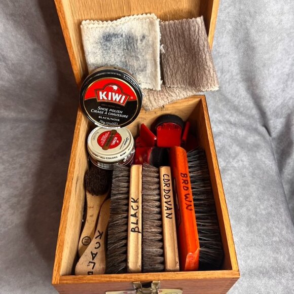 VTG Kiwi Genuine Oak Shoe Server Valet Caddy Shoe Shine Handle & Contents READ - Picture 9 of 14